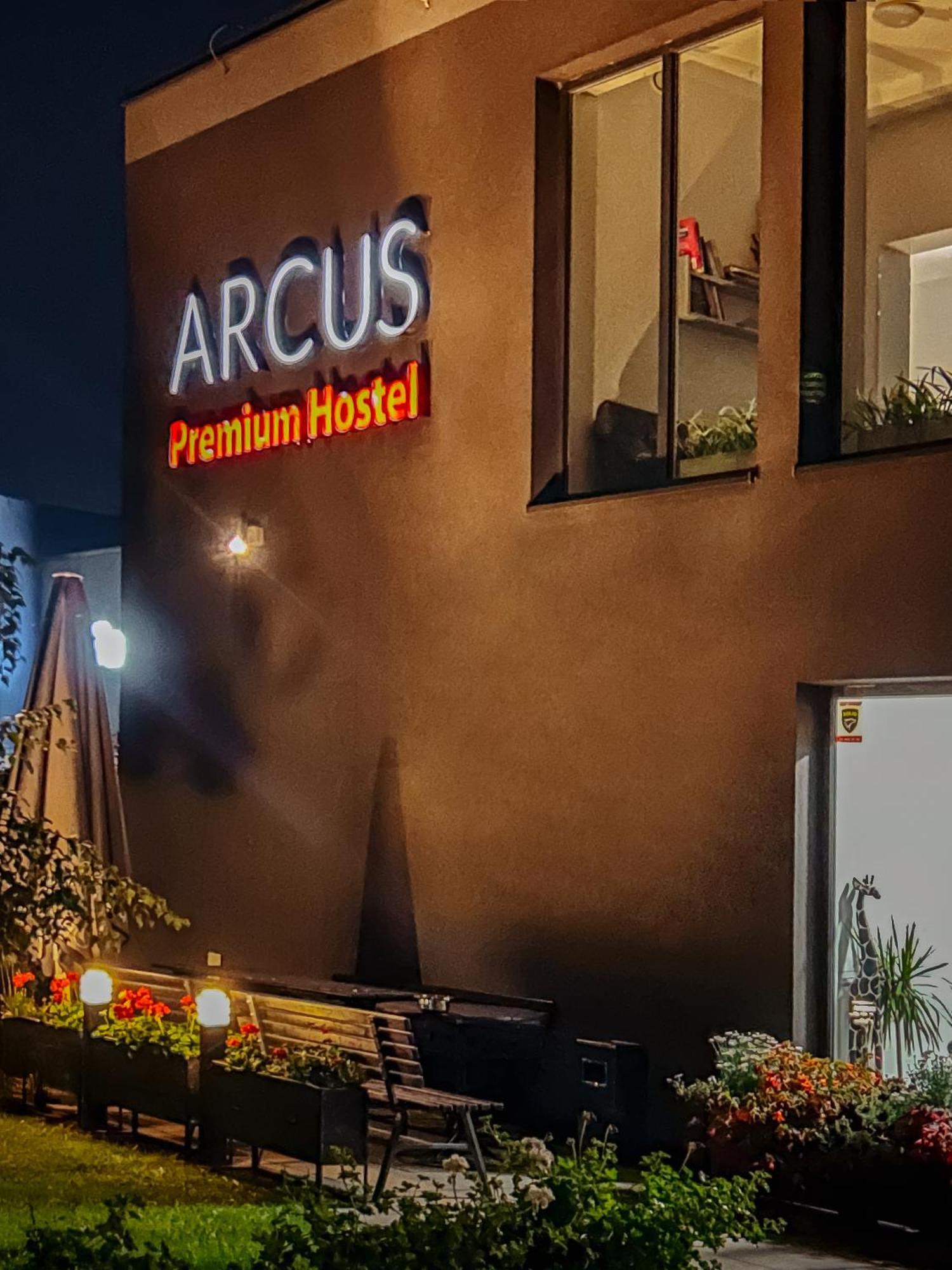 Arcus Premium Hostel Warsaw Exterior photo